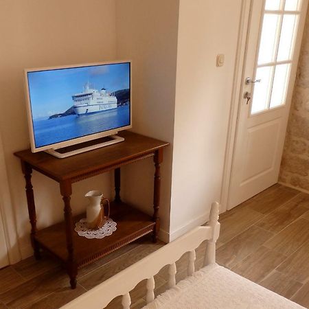 Guesthouse Torga Vis Island Buitenkant foto
