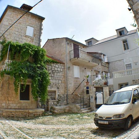 Guesthouse Torga Vis Island Buitenkant foto