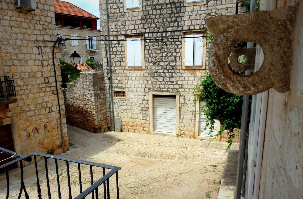 Guesthouse Torga Vis Island Buitenkant foto